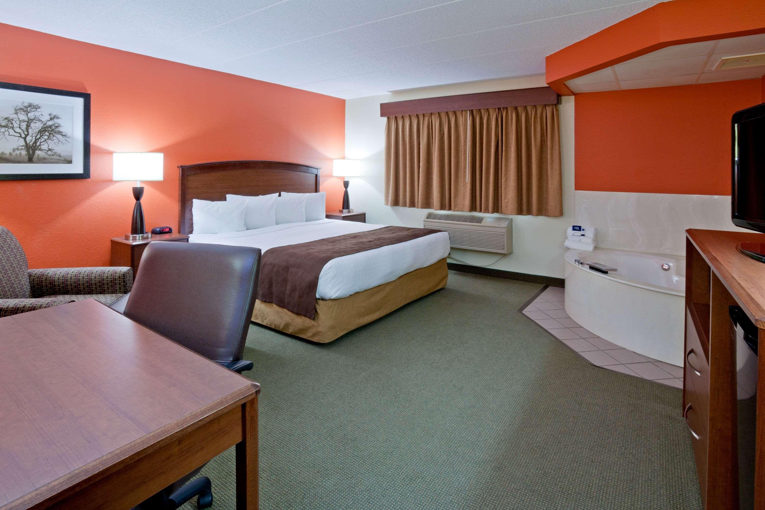 Americinn By Wyndham Sauk Centre Экстерьер фото