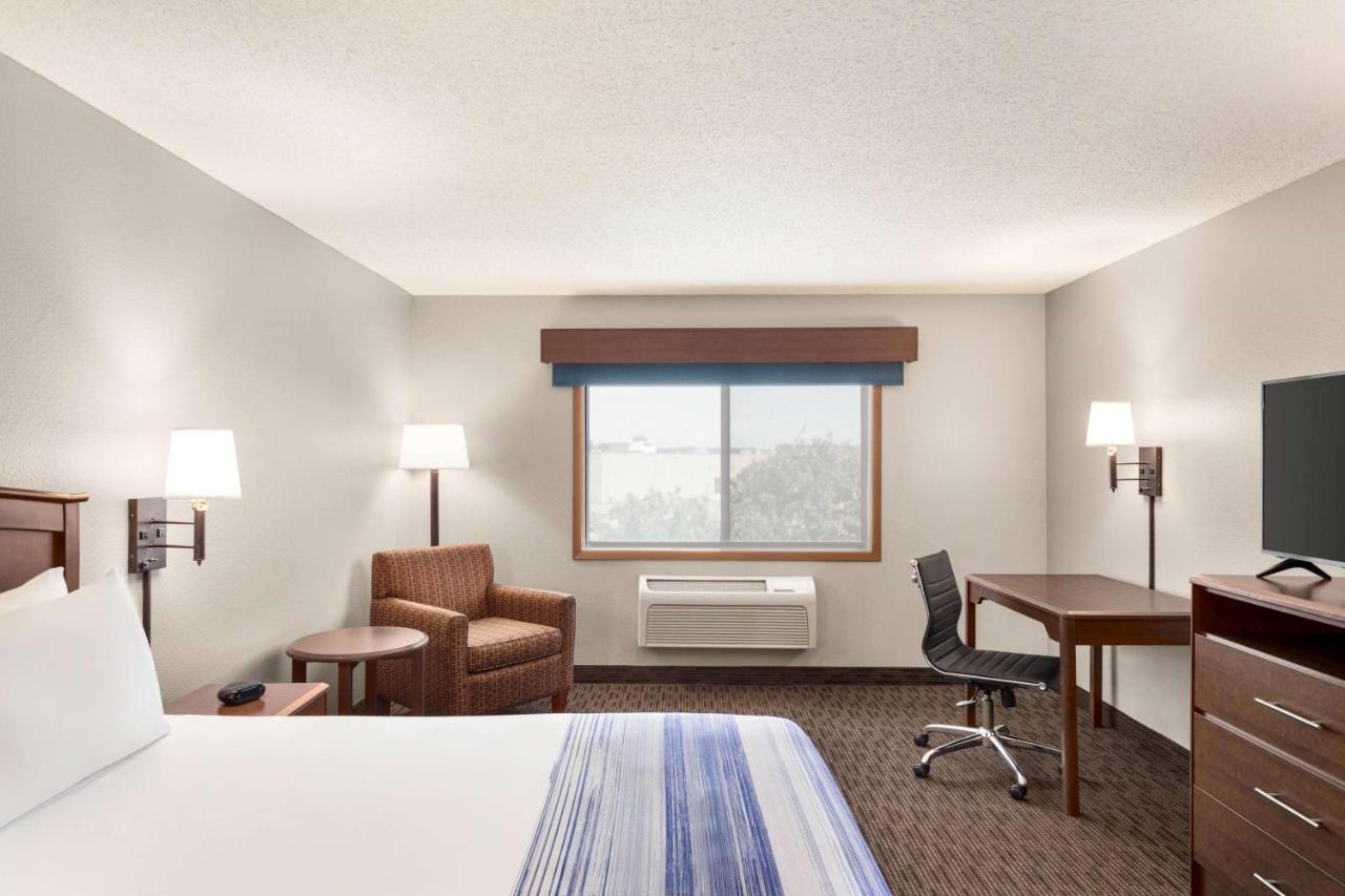 Americinn By Wyndham Sauk Centre Экстерьер фото