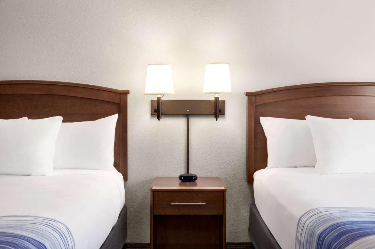 Americinn By Wyndham Sauk Centre Экстерьер фото